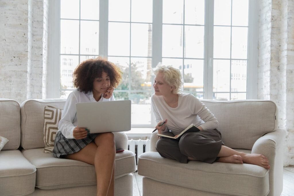25 High-Income Online Skills to Make Money in 2025