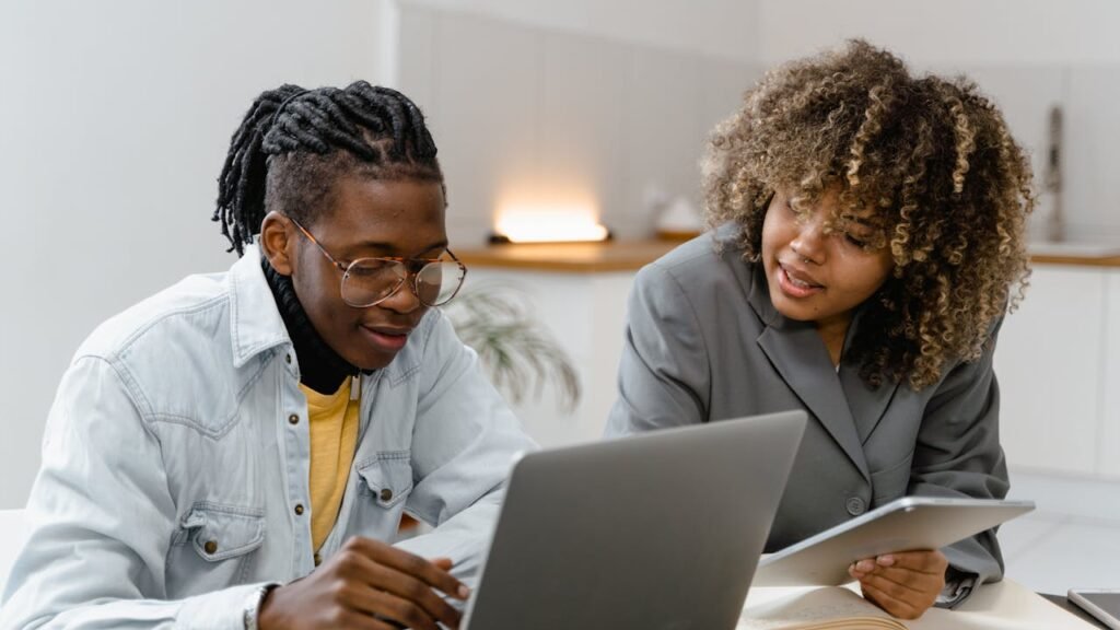 best skills to earn money online 2025